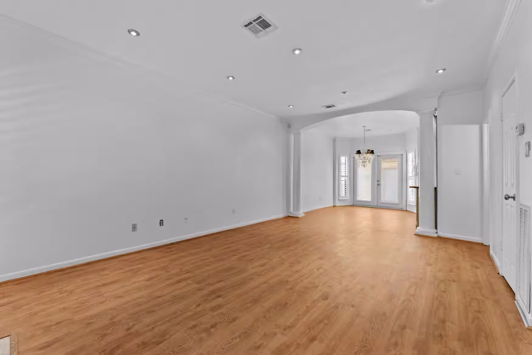 Photo 5 of 3300 Bellefontaine Street 42, Houston, TX