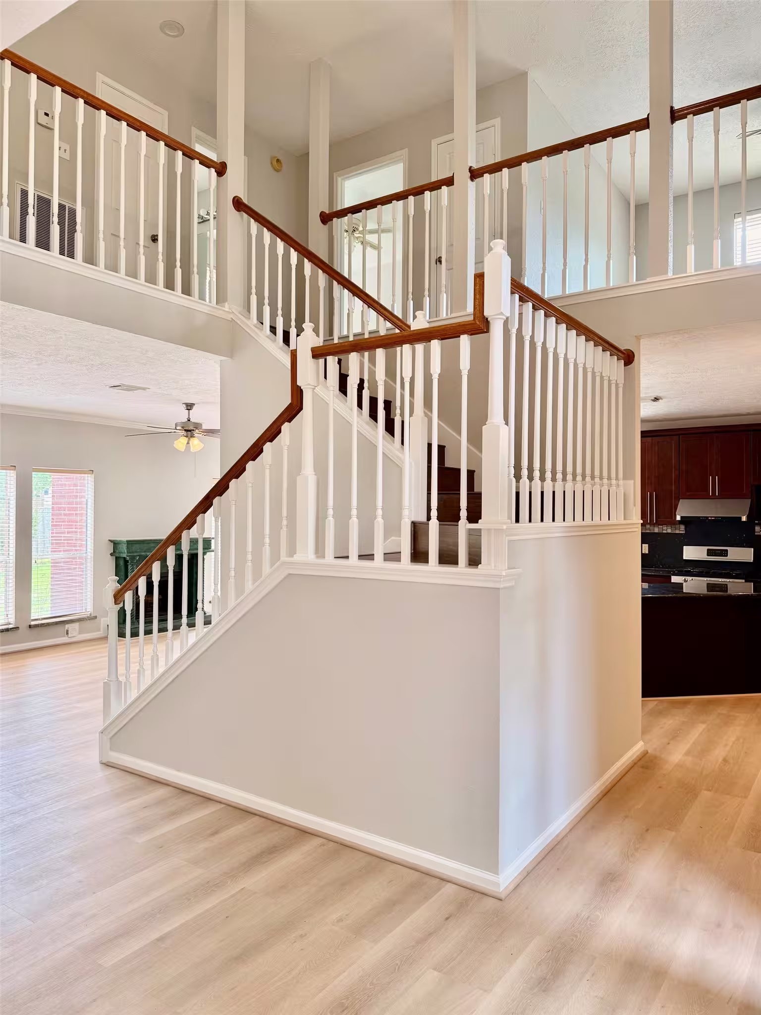 Photo 3 of 6202 Retlin Court, Houston, TX