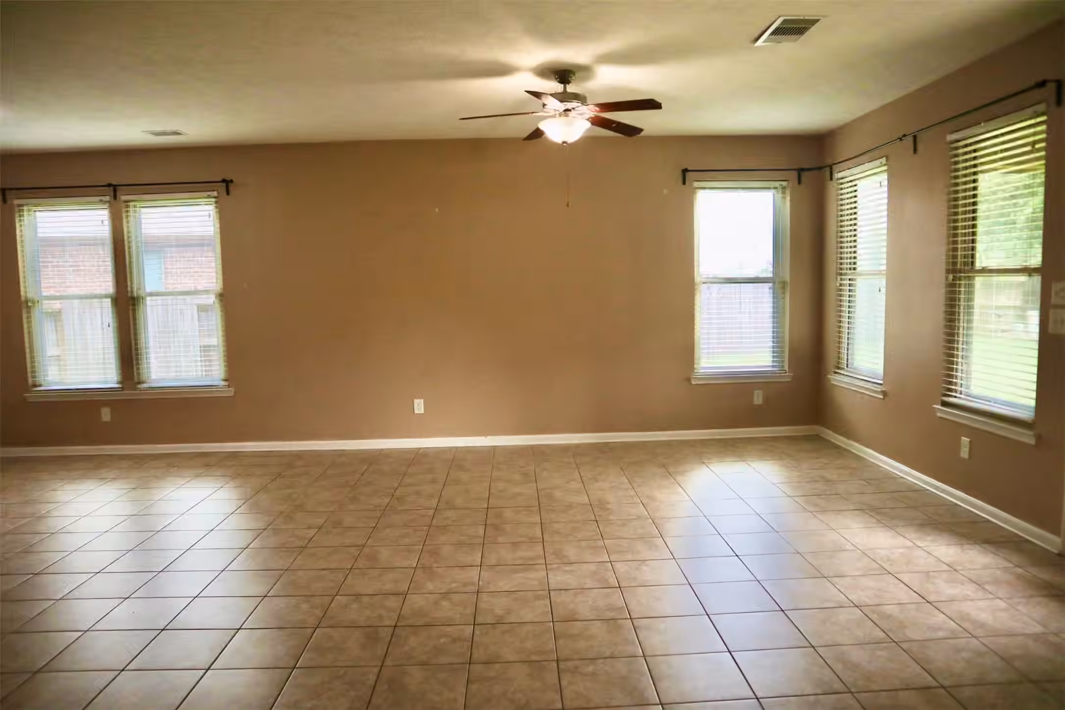 Photo 7 of 3410 Twin Meadow Lane, Katy, TX