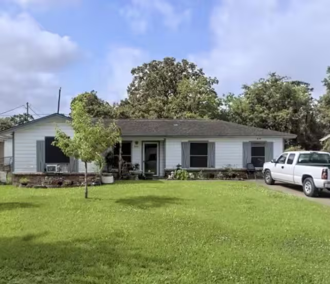 Photo 4 of 9314 Oak Knoll Lane, Houston, TX