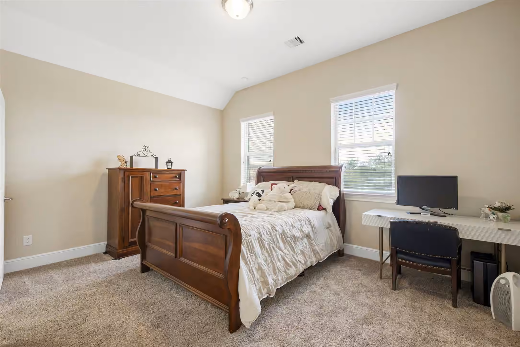 Photo 7 of 12102 Accorso Street, Richmond, TX