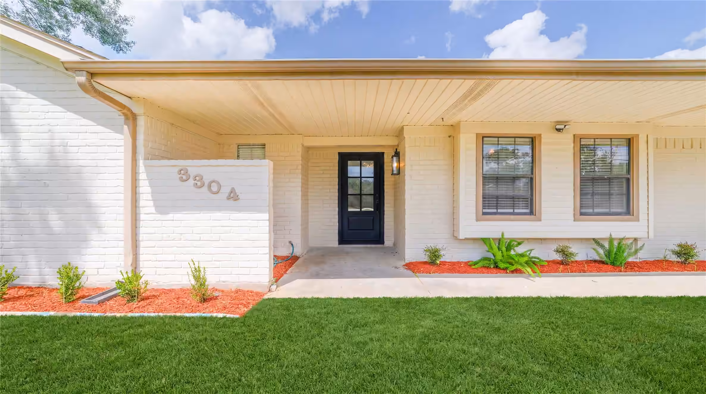 Photo 4 of 3304 Bruce Hall Road, Santa Fe, TX