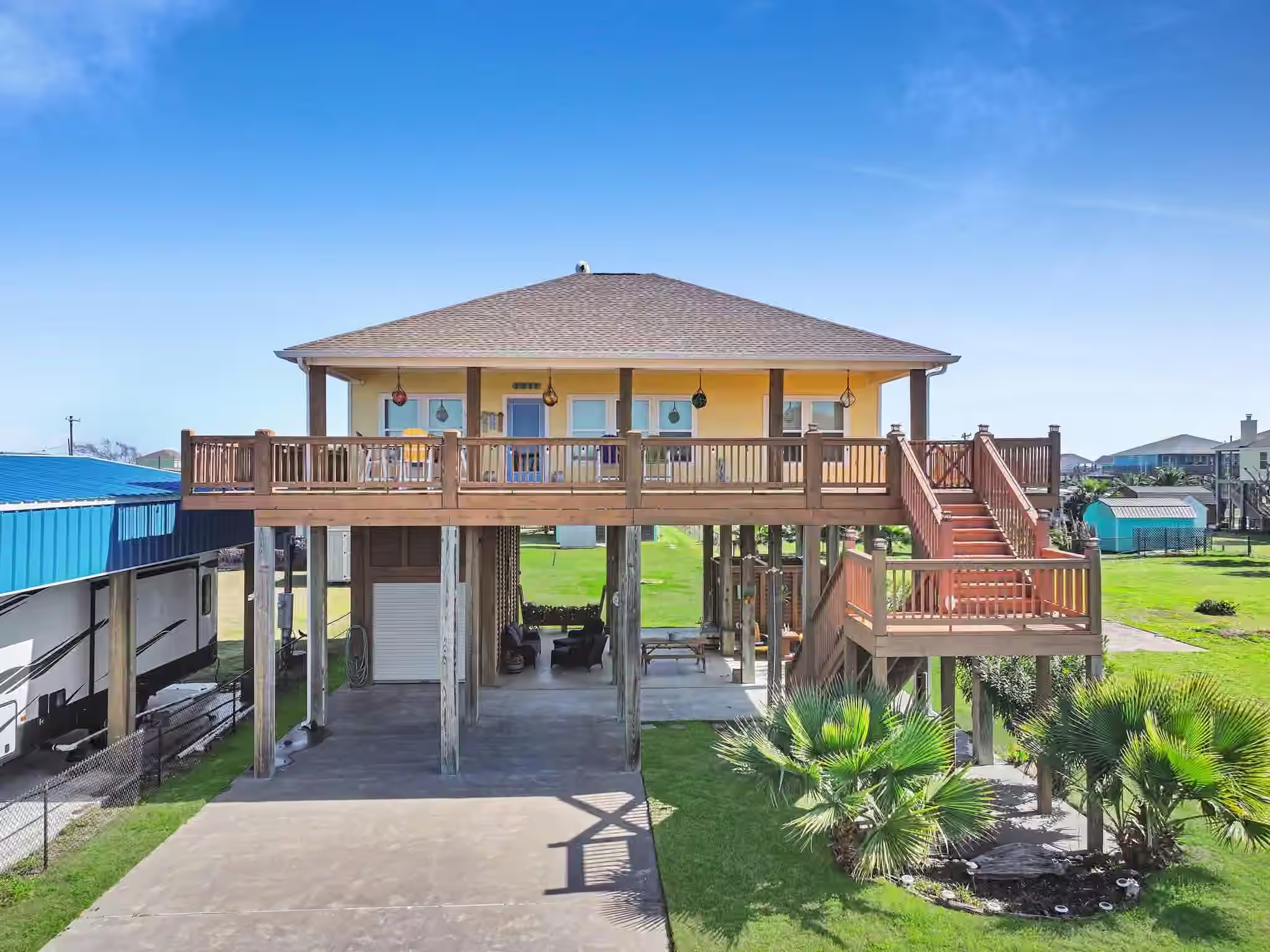 Photo 6 of 938 S Sage Road, Crystal Beach, TX