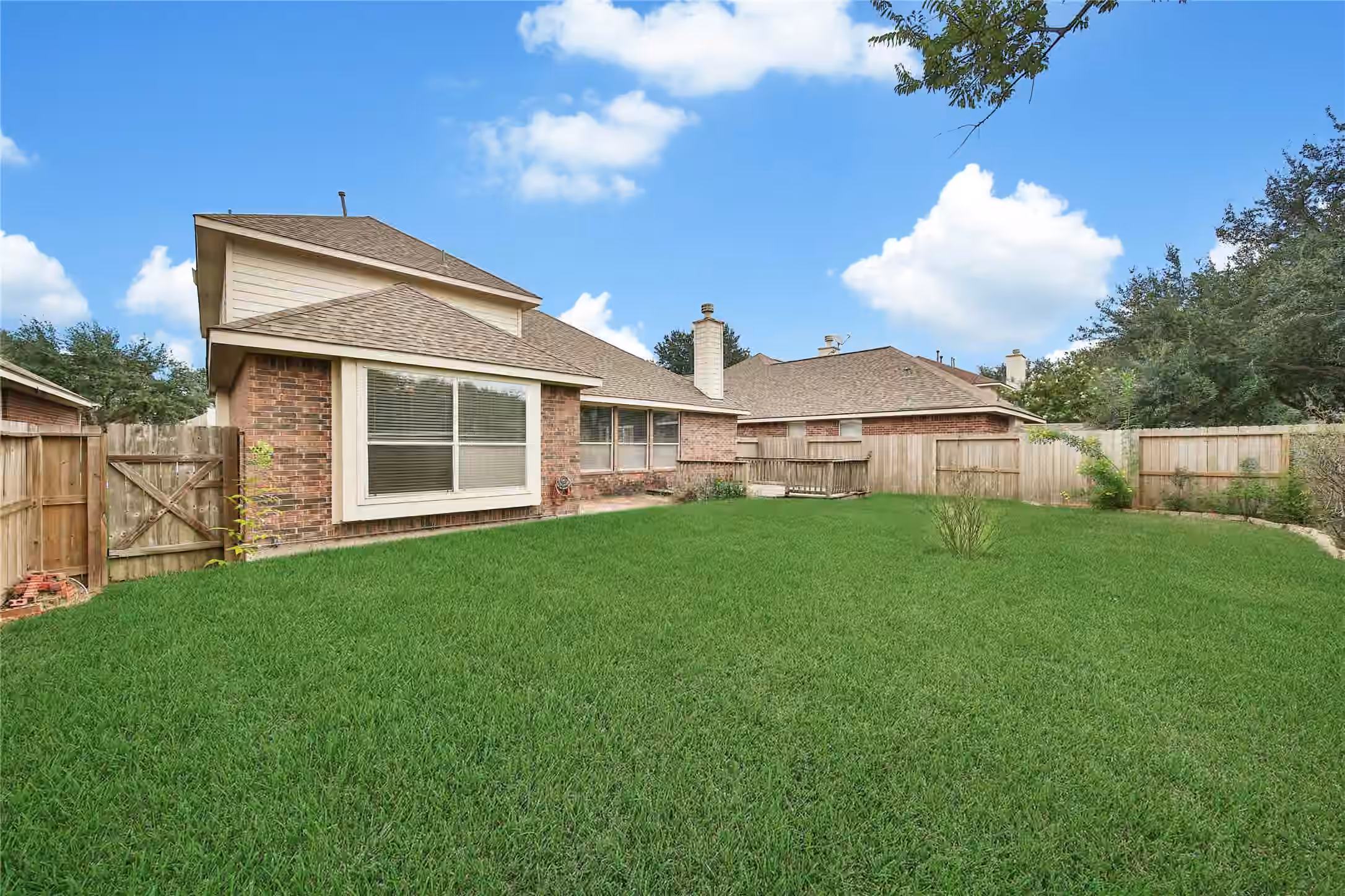 Photo 3 of 20790 Kenswick Park Drive, Porter, TX
