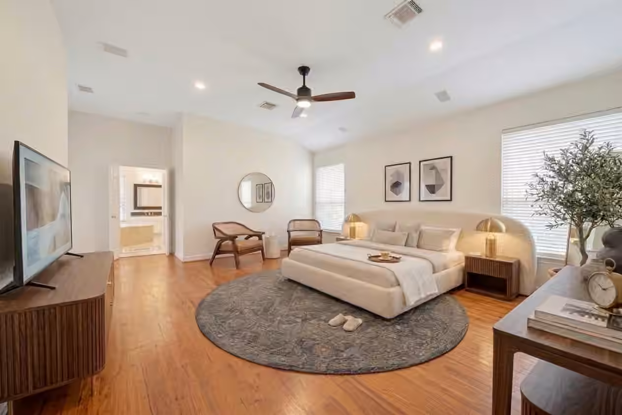 Photo 4 of 5349 Val Verde Street, Houston, TX