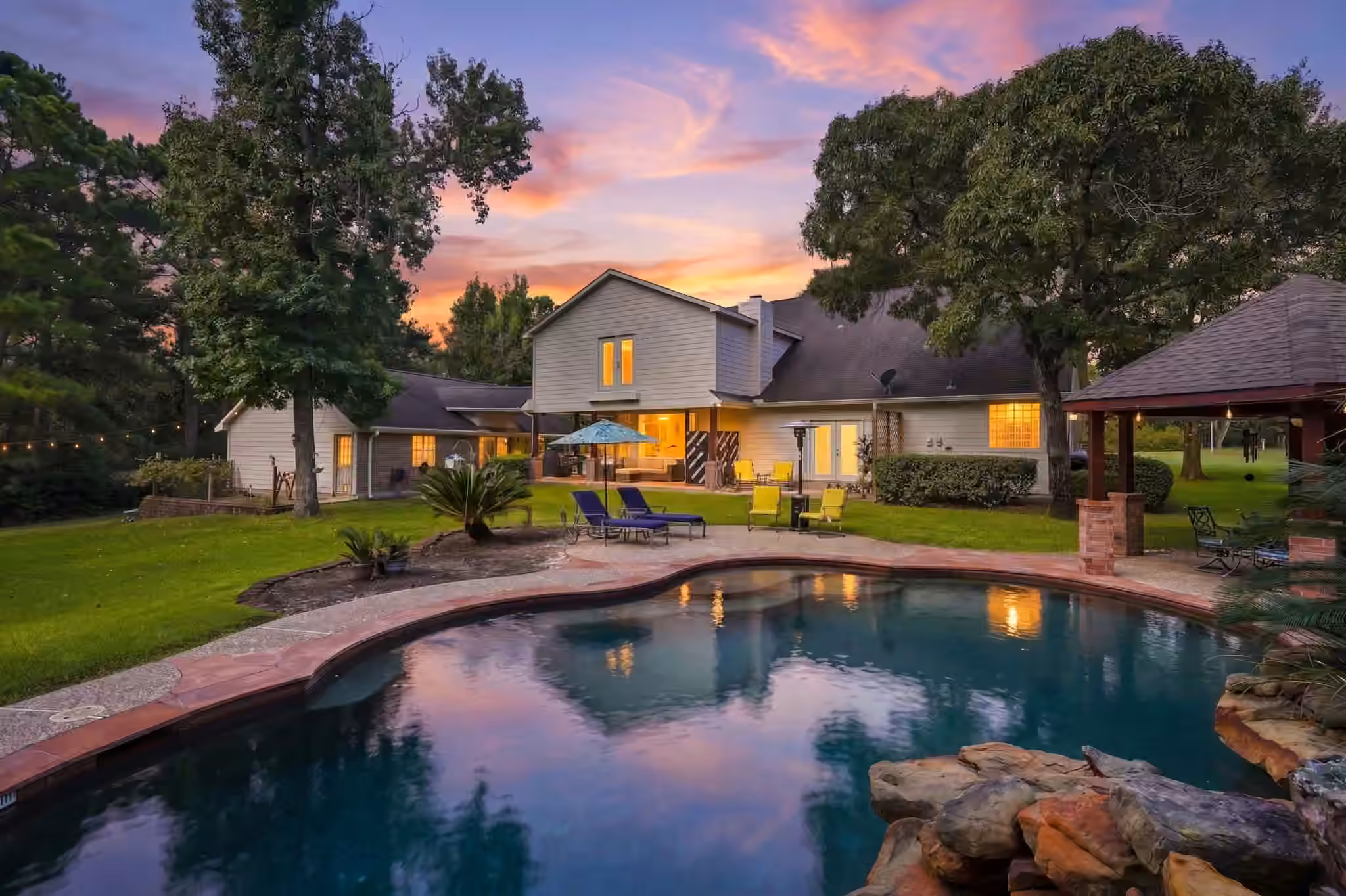Photo of 11455 Queensboro Court, Montgomery, TX 77316
