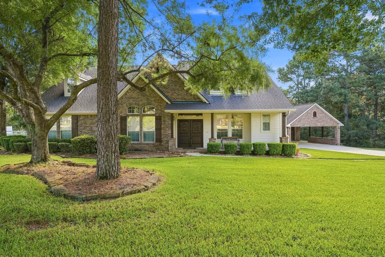 Photo 3 of 11455 Queensboro Court, Montgomery, TX