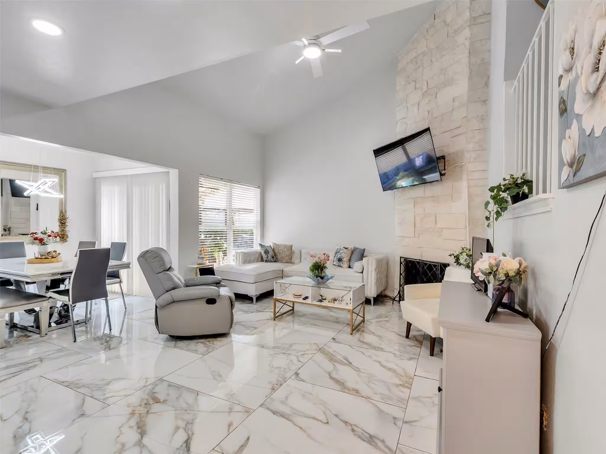 Photo 4 of 12321 Corona Lane, Houston, TX