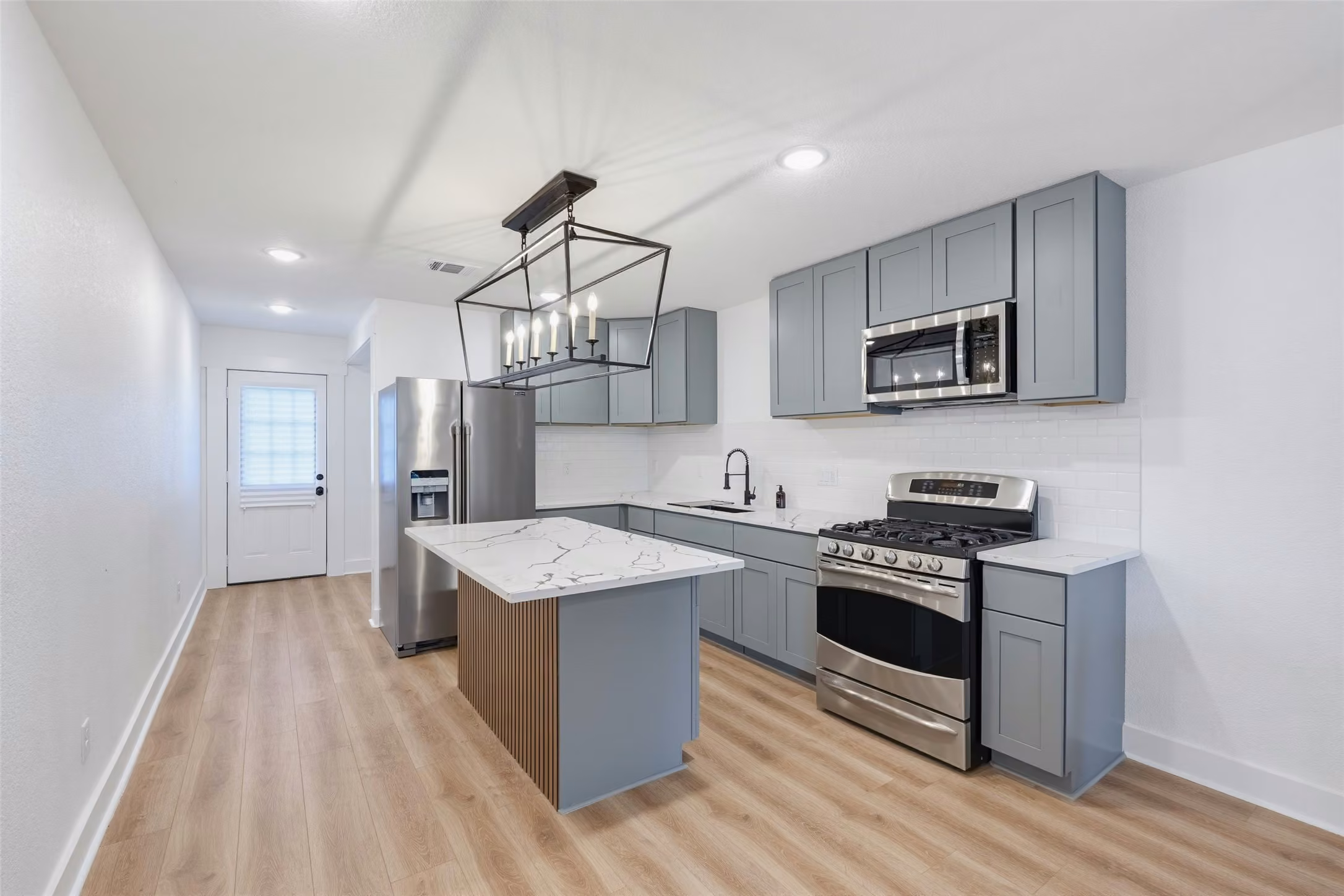 Photo 5 of 9710 Masterson Street, Houston, TX