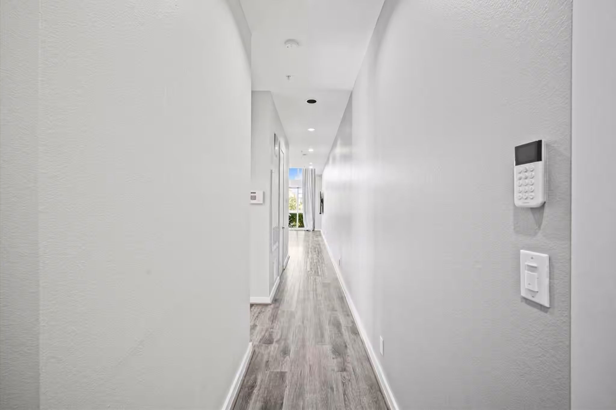 Photo 3 of 207 Pierce Street 305, Houston, TX