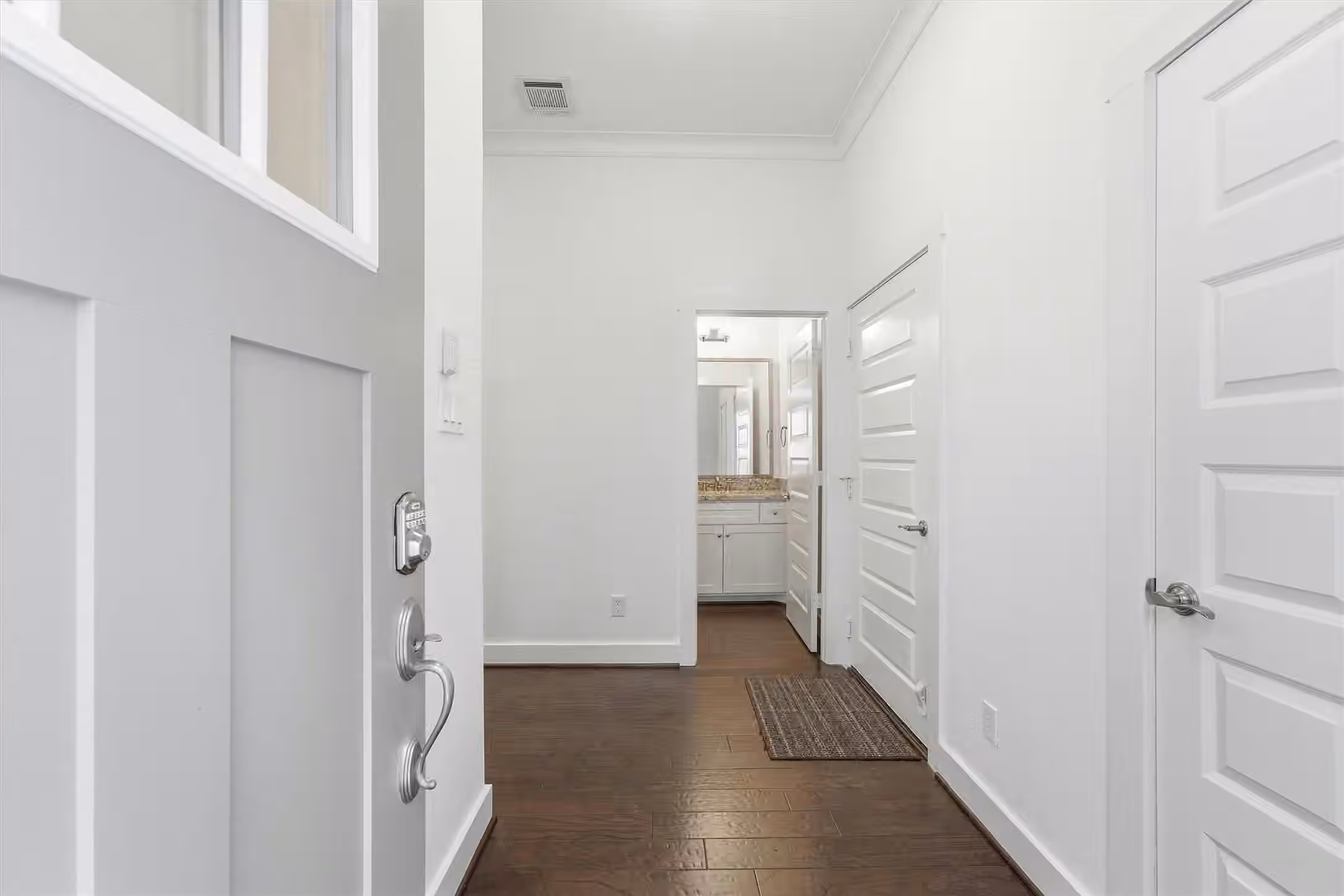Photo 6 of 5326 Darling Street, Houston, TX