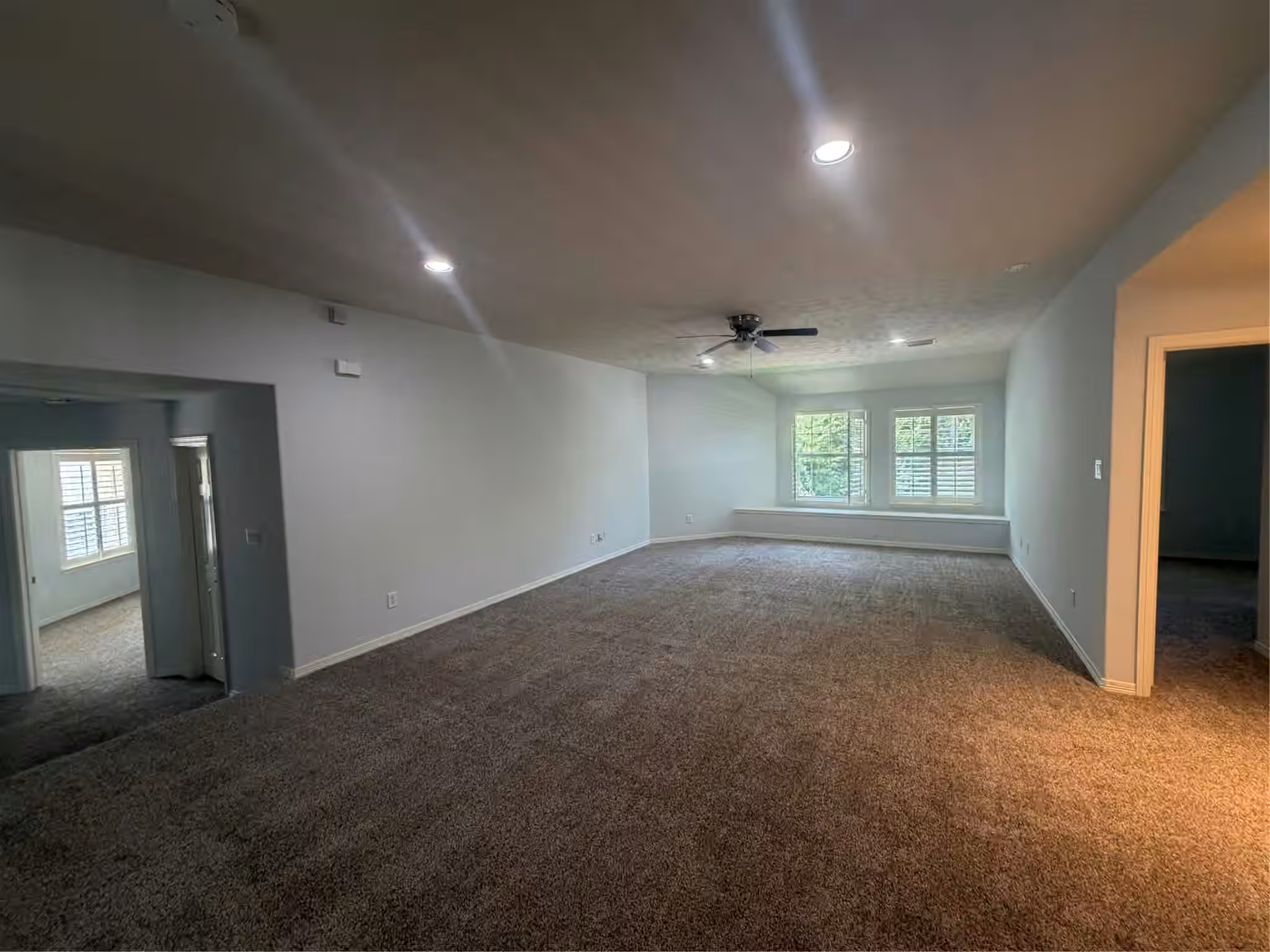 Photo 2 of 5510 Darschelle Drive, Houston, TX