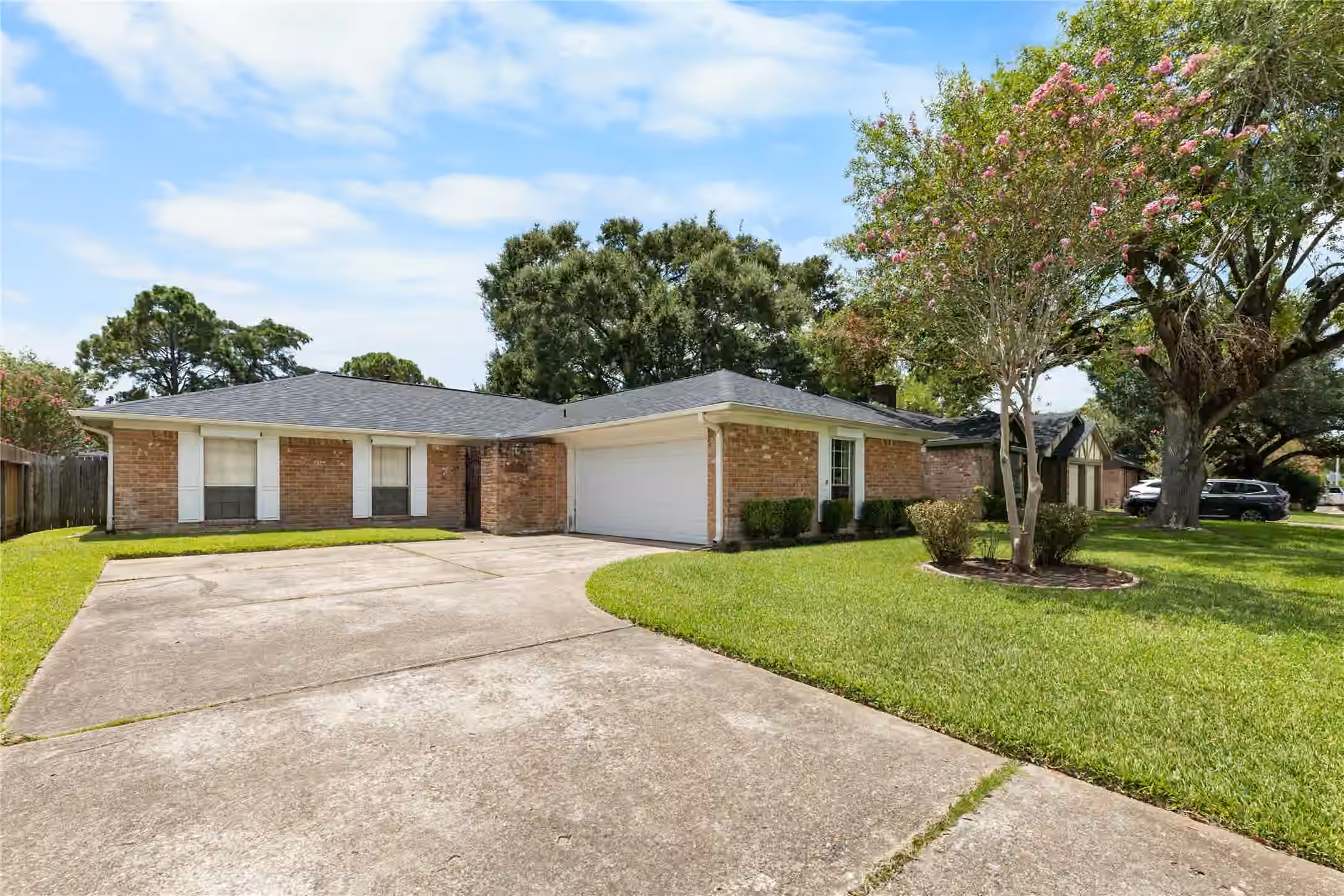 Photo 2 of 16410 Hickory Knoll Drive, Houston, TX