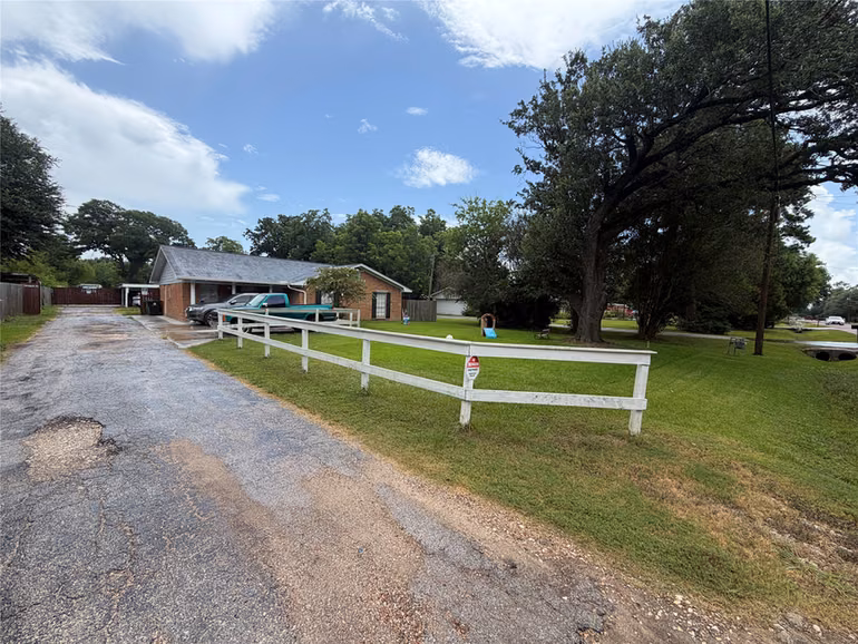 Photo of 9727 Radio Street, Houston, TX 77075