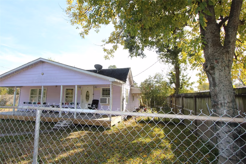 Photo of 7614 West Street, Houston, TX