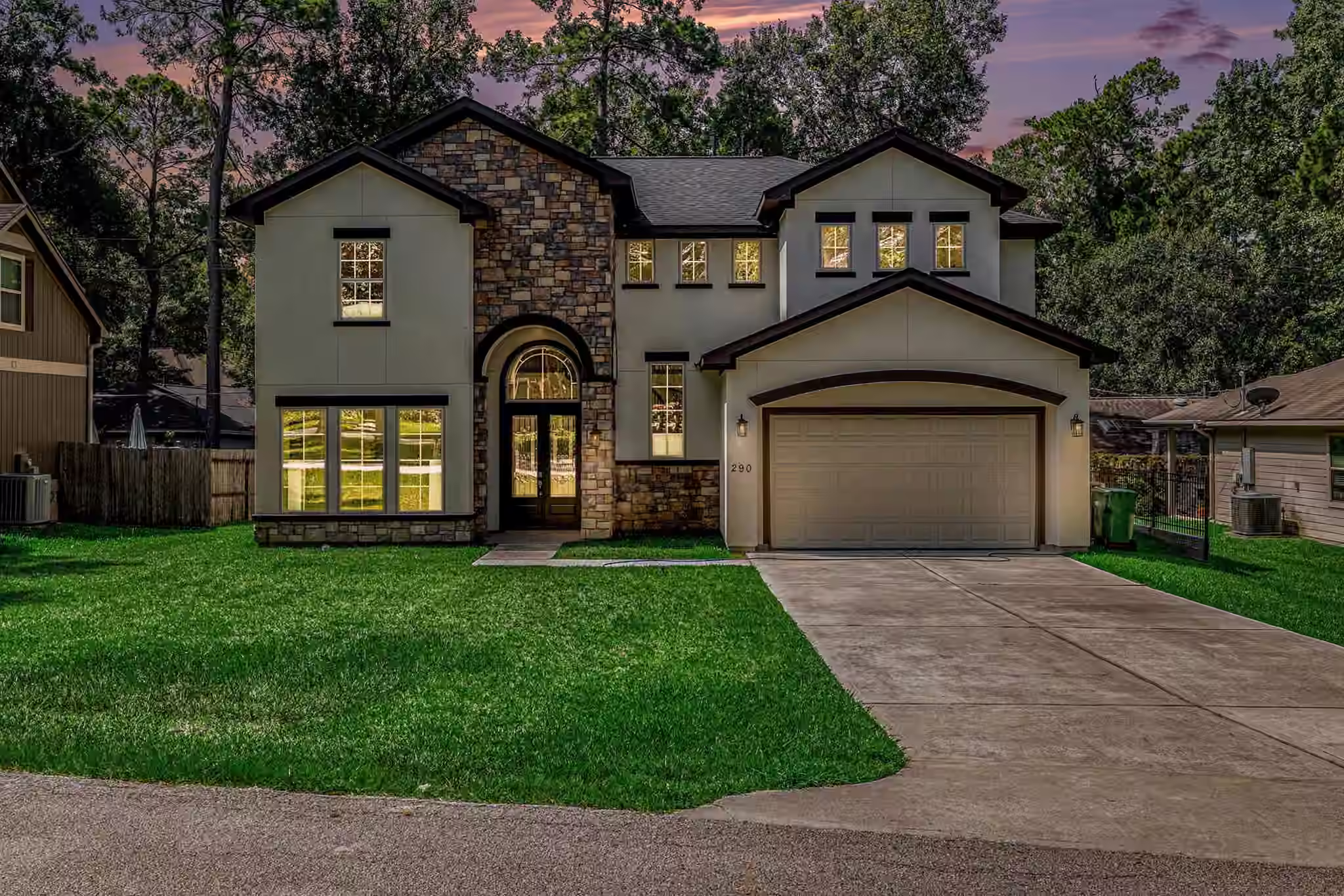 Photo of 290 Apple Valley Dr, Panorama Village, TX