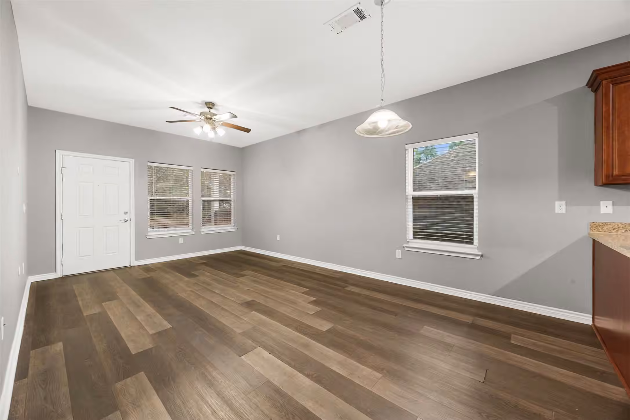 Photo 6 of 6419 Crim Court, Houston, TX