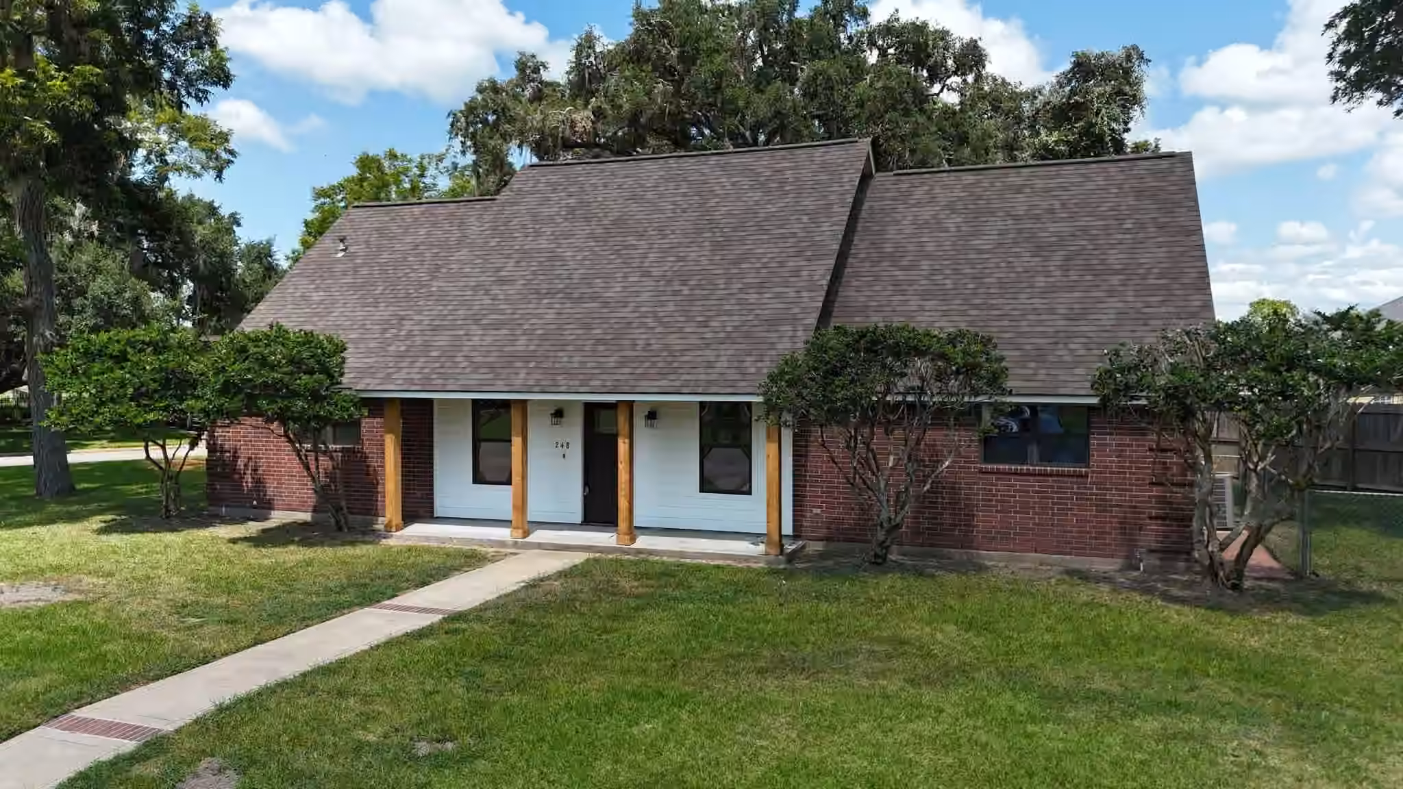 Photo of 248 Canterbury Drive, West Columbia, TX