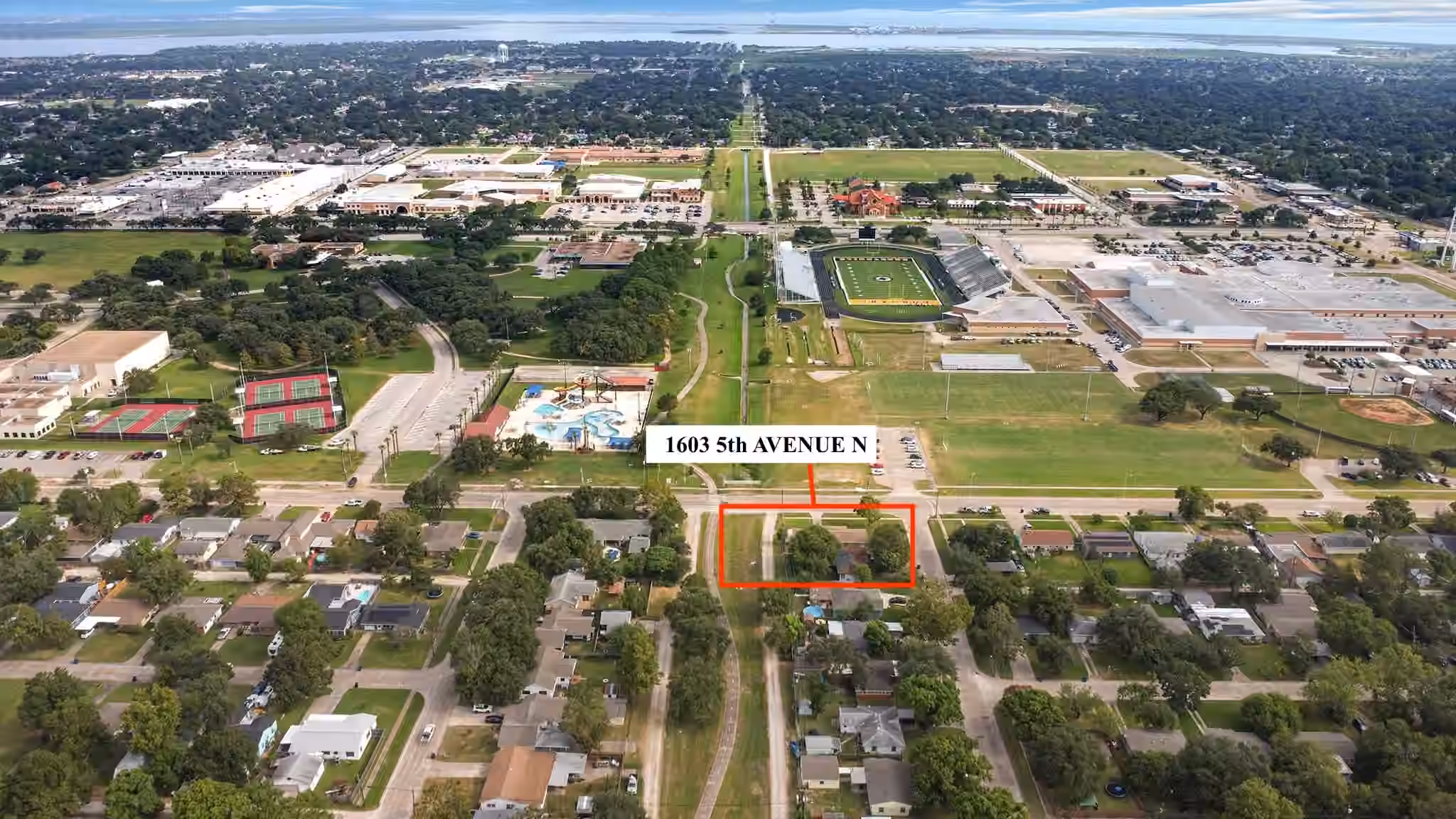 Photo 2 of 1603 5th Avenue N, Houston, TX