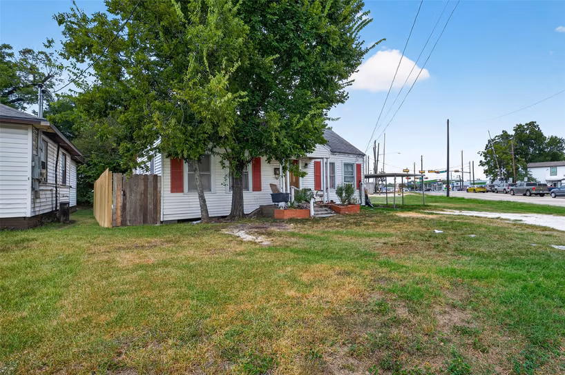Photo 6 of 7009 Myrtle Street, Houston, TX