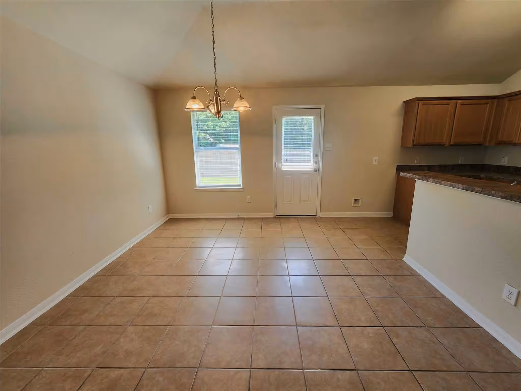 Photo 5 of 12443 Ridgecrest Drive, Willis, TX