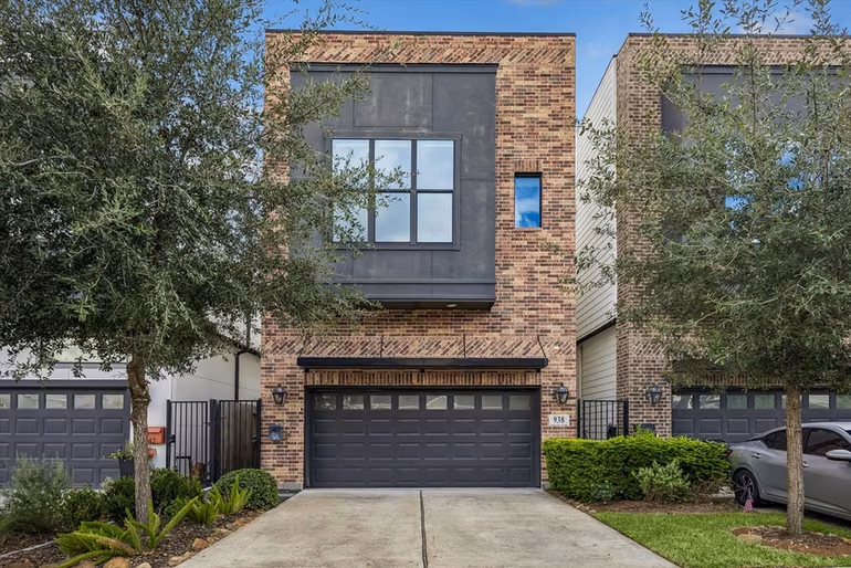 Photo of 938 Alexander Street, Houston, TX