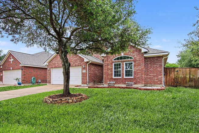 Photo 2 of 12843 Sherlock Acres Drive, Tomball, TX