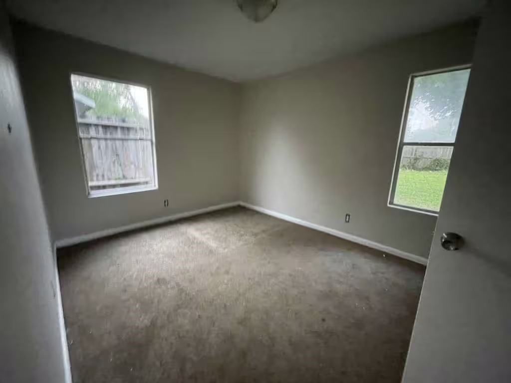 Photo 5 of 8914 Kellett Street, Houston, TX