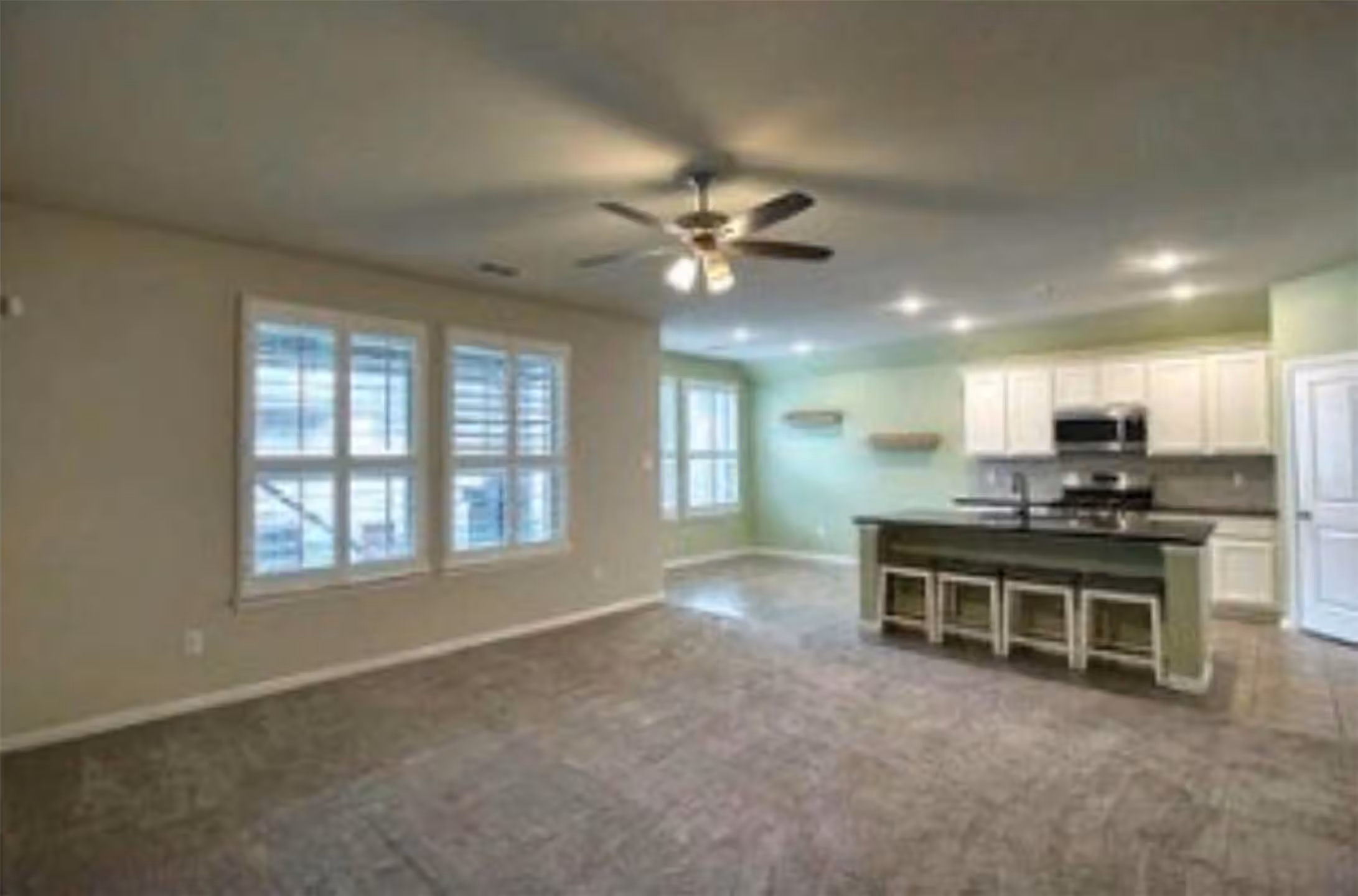 Photo 4 of 4309 Mesquite Terrace Drive, Manvel, TX