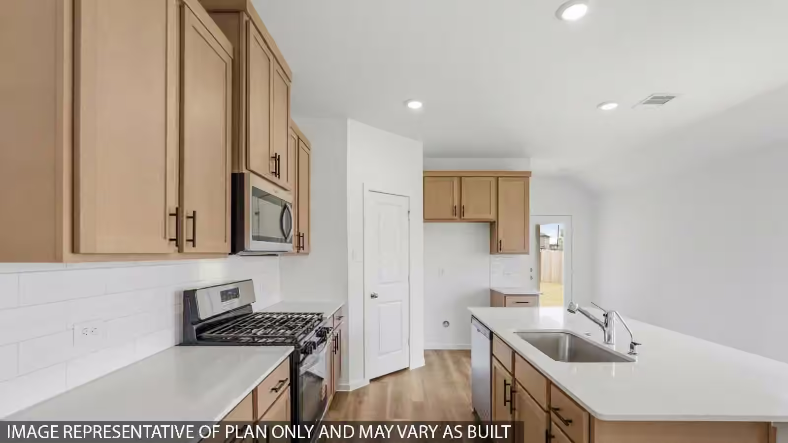 Photo 4 of 21734 Piazza Maggiore Lane, Tomball, TX