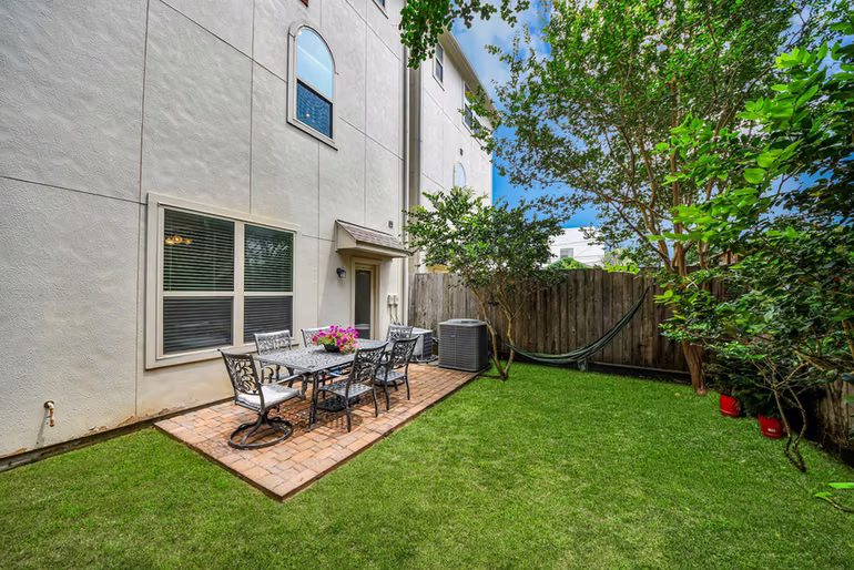 Photo 6 of 1309 Malone Street, Houston, TX
