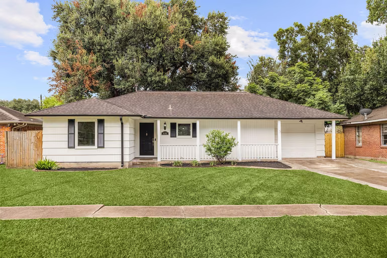 Photo of 6205 Darnell Street, Houston, TX 77074