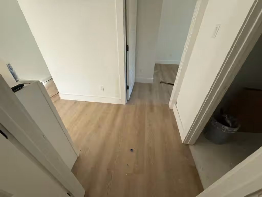 Photo 3 of 5606 HOLLOW PINES, Houston, TX