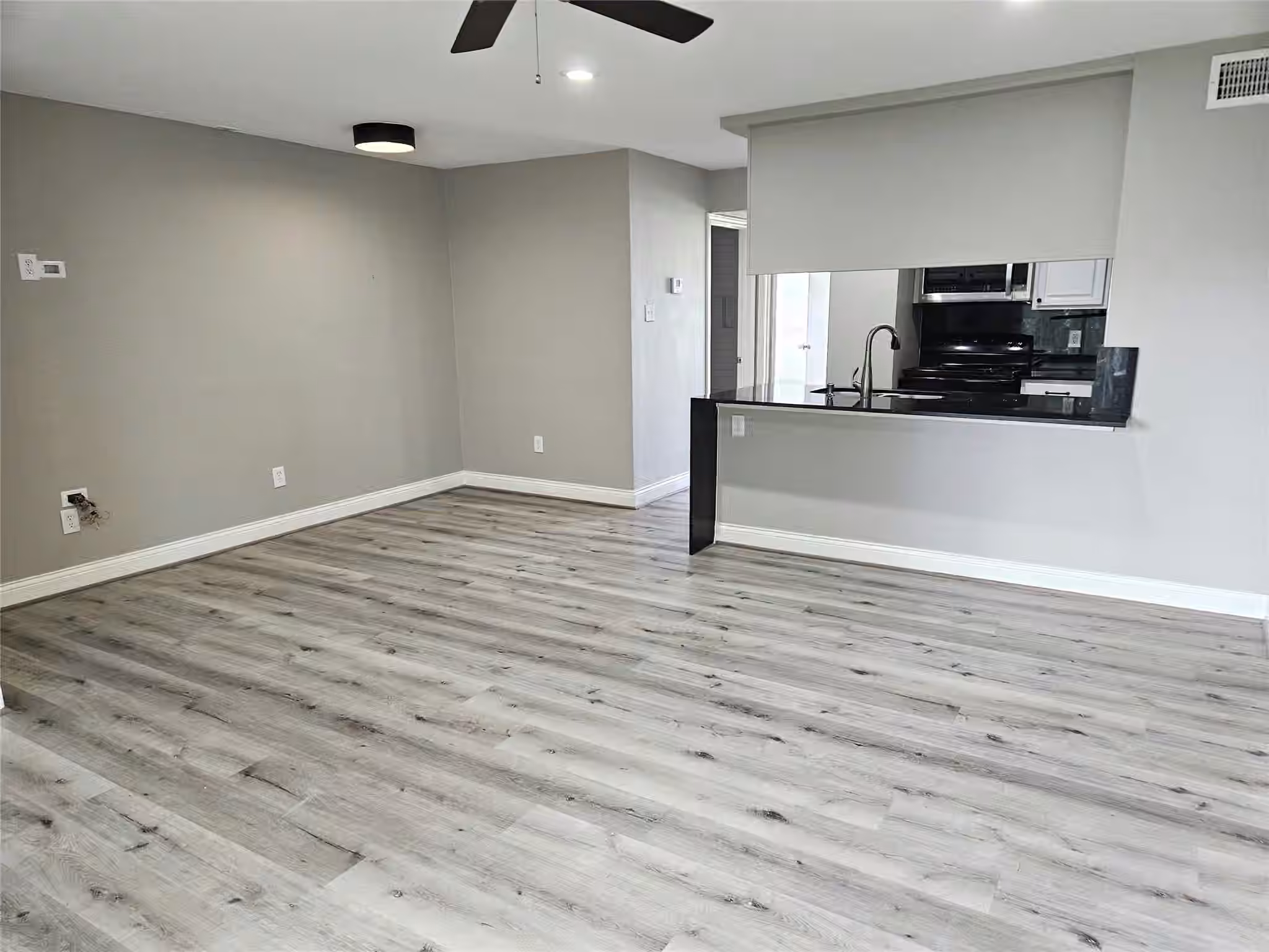 Photo of 18617 Egret Bay Boulevard 507, Webster, TX