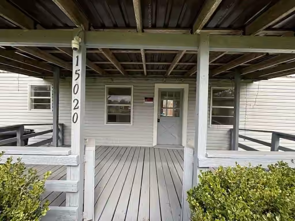 Photo 3 of 15020 S Baylan Street, Santa Fe, TX