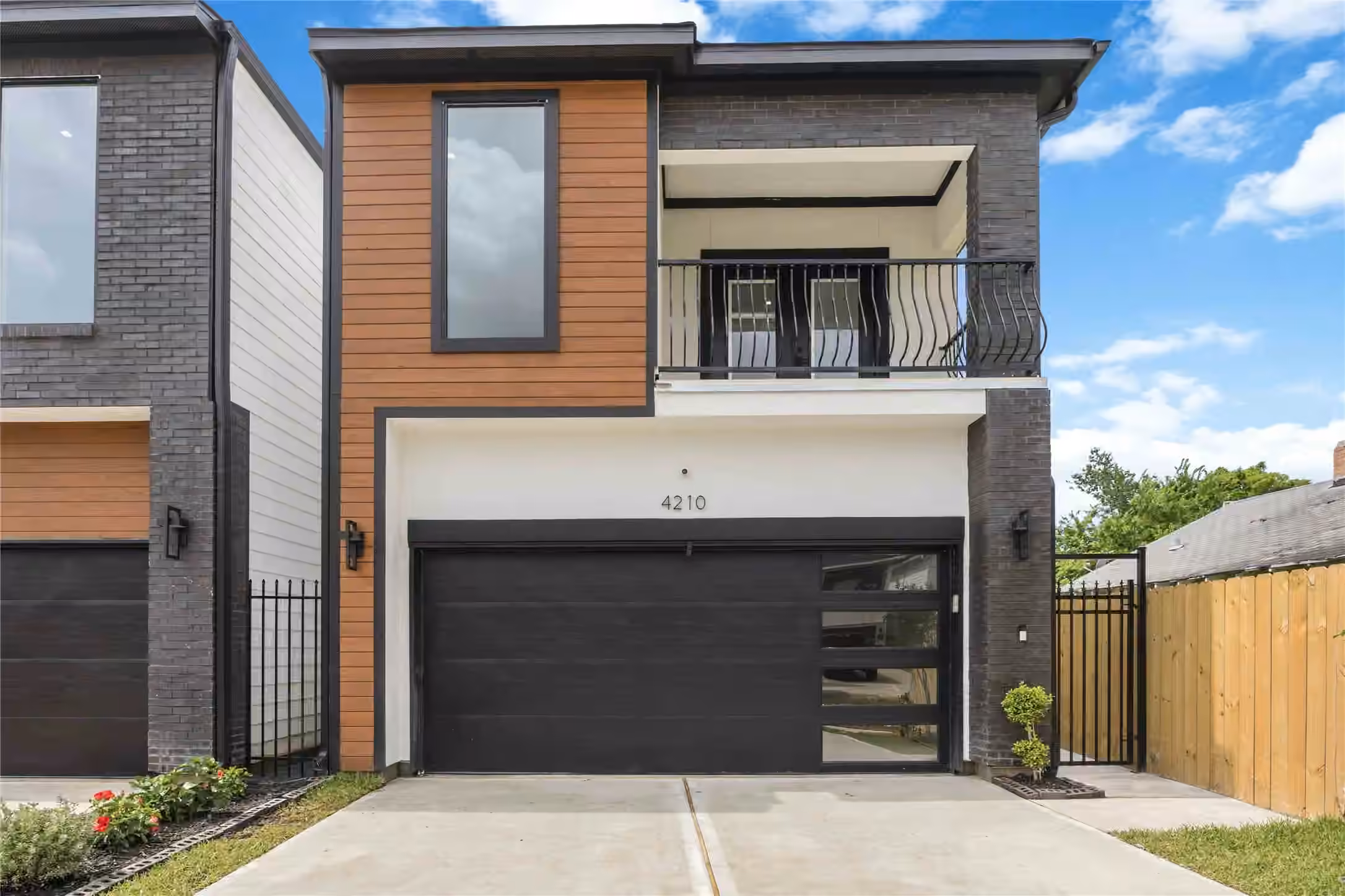 Photo of 4210 New Orleans Street, Houston, TX