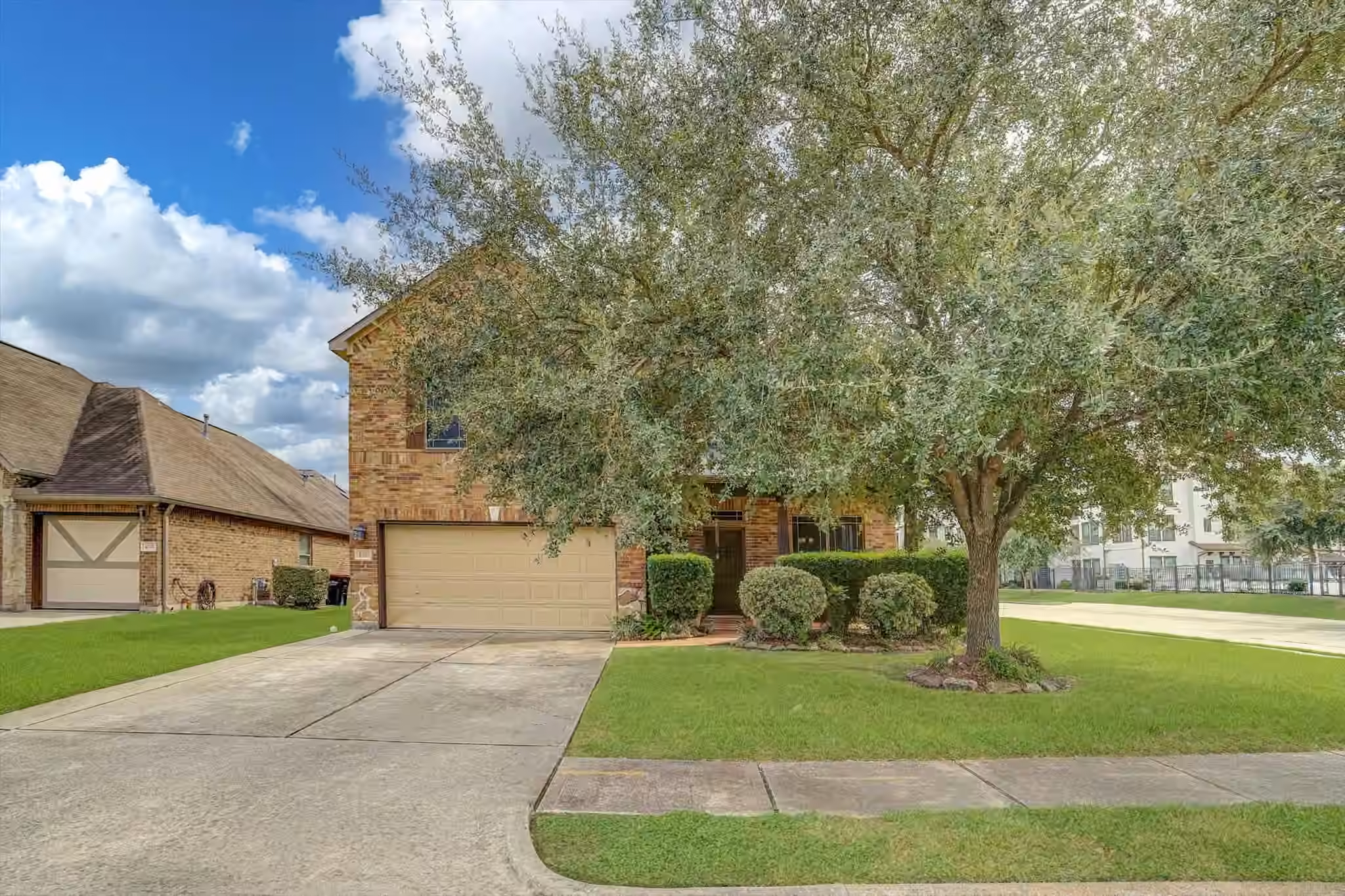Photo 2 of 4702 Seabird Street, Baytown, TX