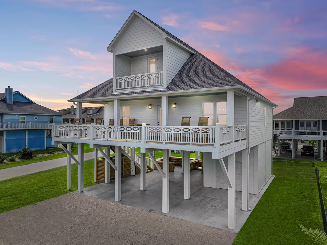 Photo 3 of 2301 Trinidad Drive, Crystal Beach, TX