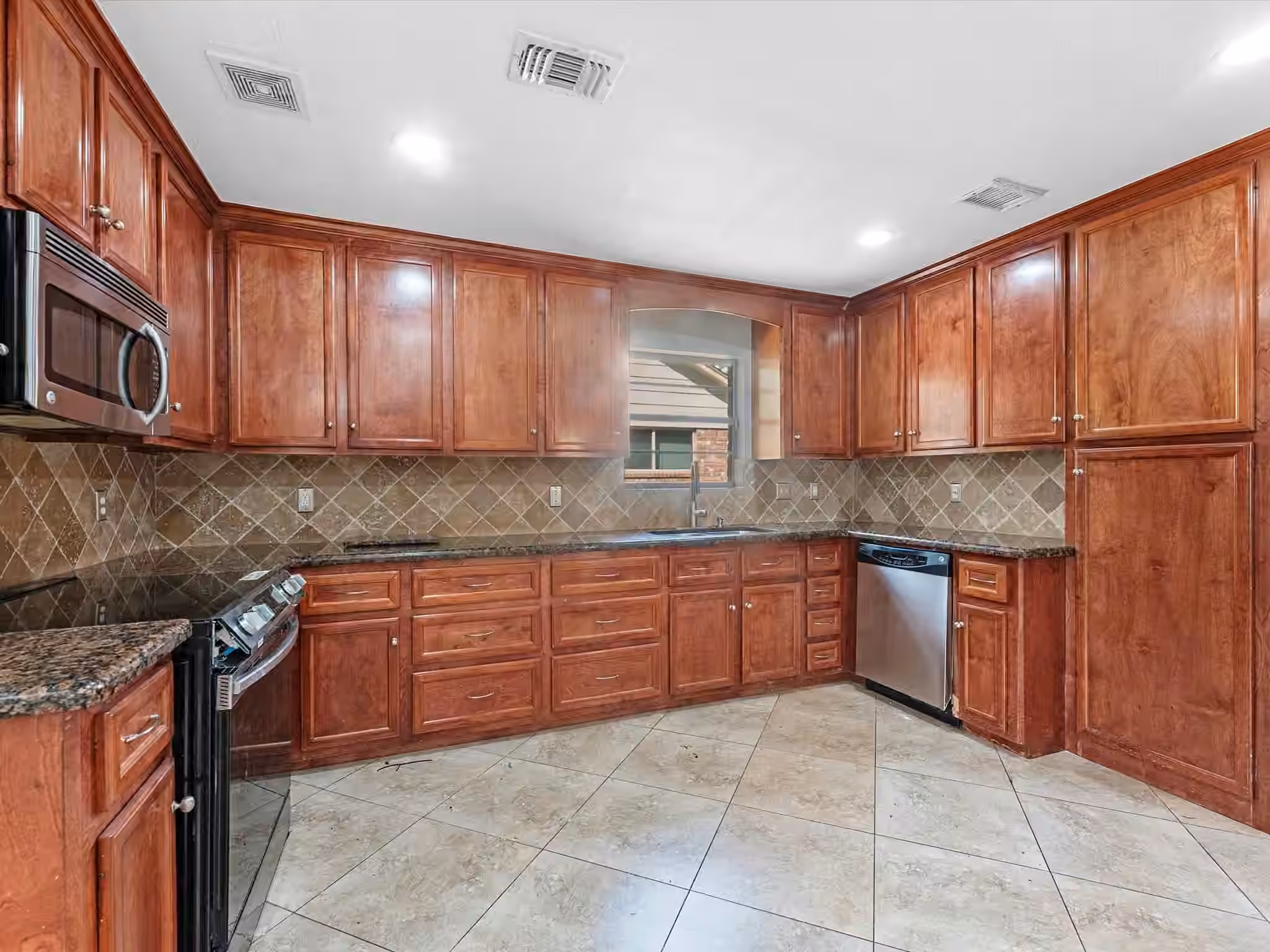 Photo 6 of 711 Lodgehill Lane, Houston, TX
