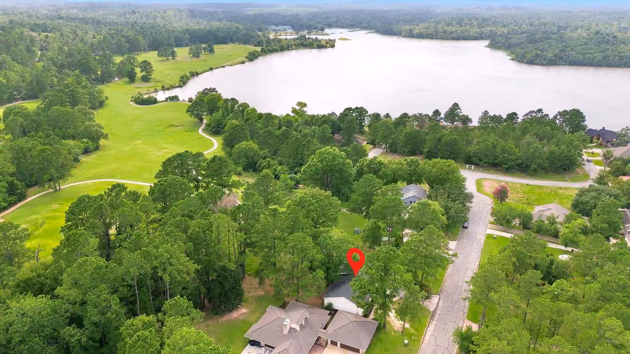 Photo 3 of 22509 Pebble Beach Way, Huntsville, TX