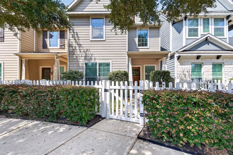 Photo 3 of 4671 Trembling Forest Lane, Houston, TX