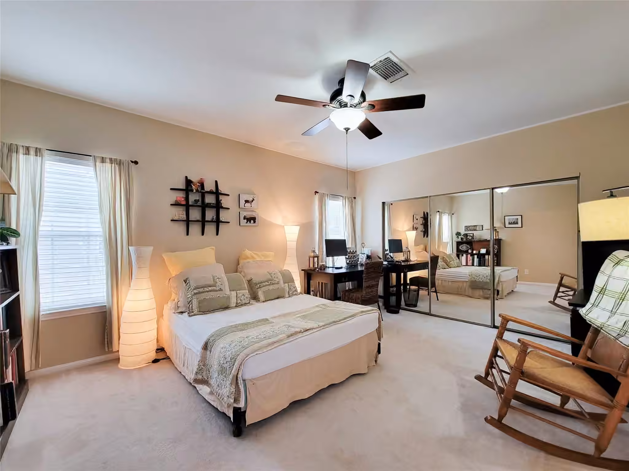 Photo 3 of 3032 Holly Hall Street 3032, Houston, TX