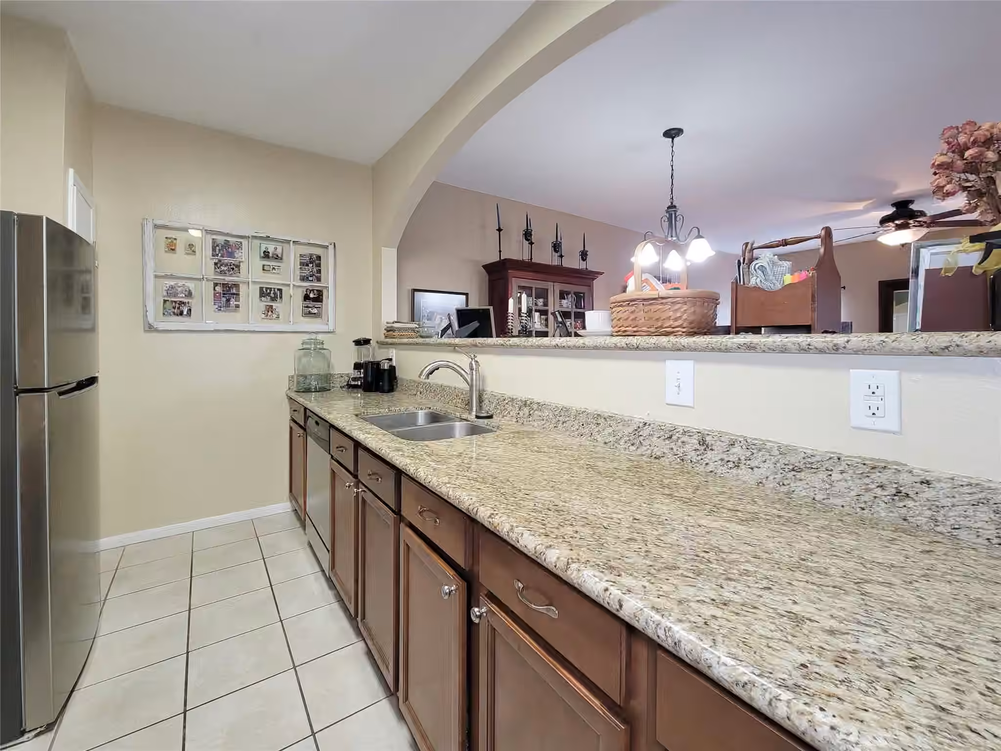 Photo 7 of 3032 Holly Hall Street 3032, Houston, TX
