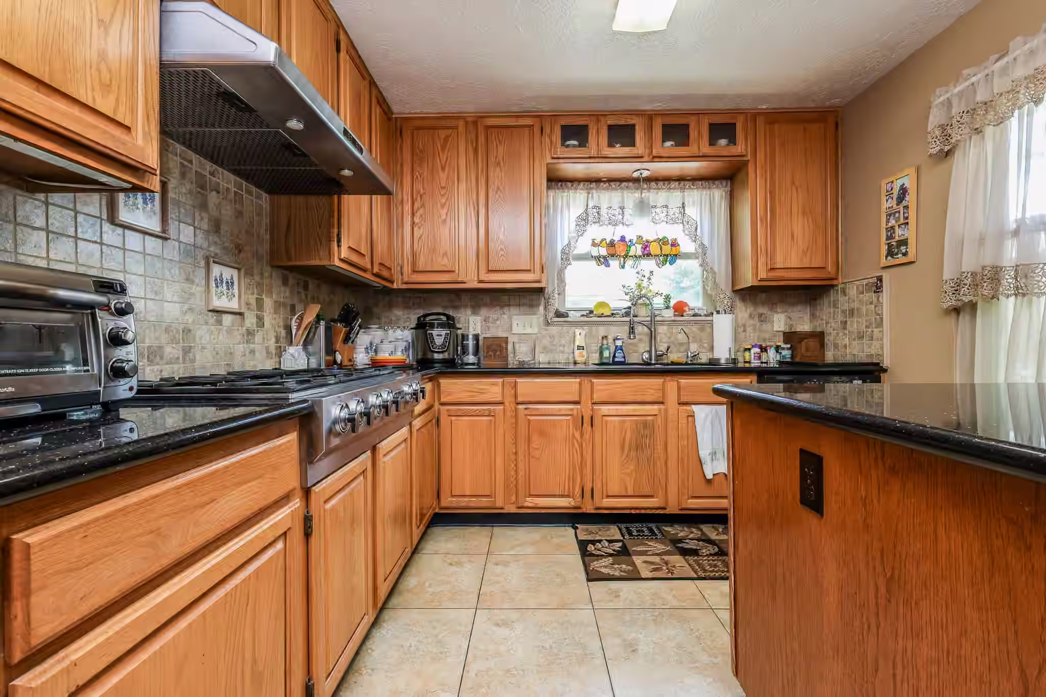 Photo 6 of 10315 Springland Ct, Houston, TX