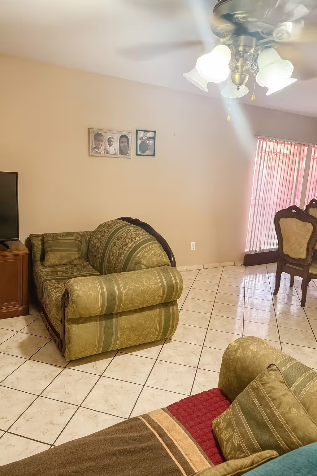 Photo 6 of 3335 Bandell Drive, Houston, TX