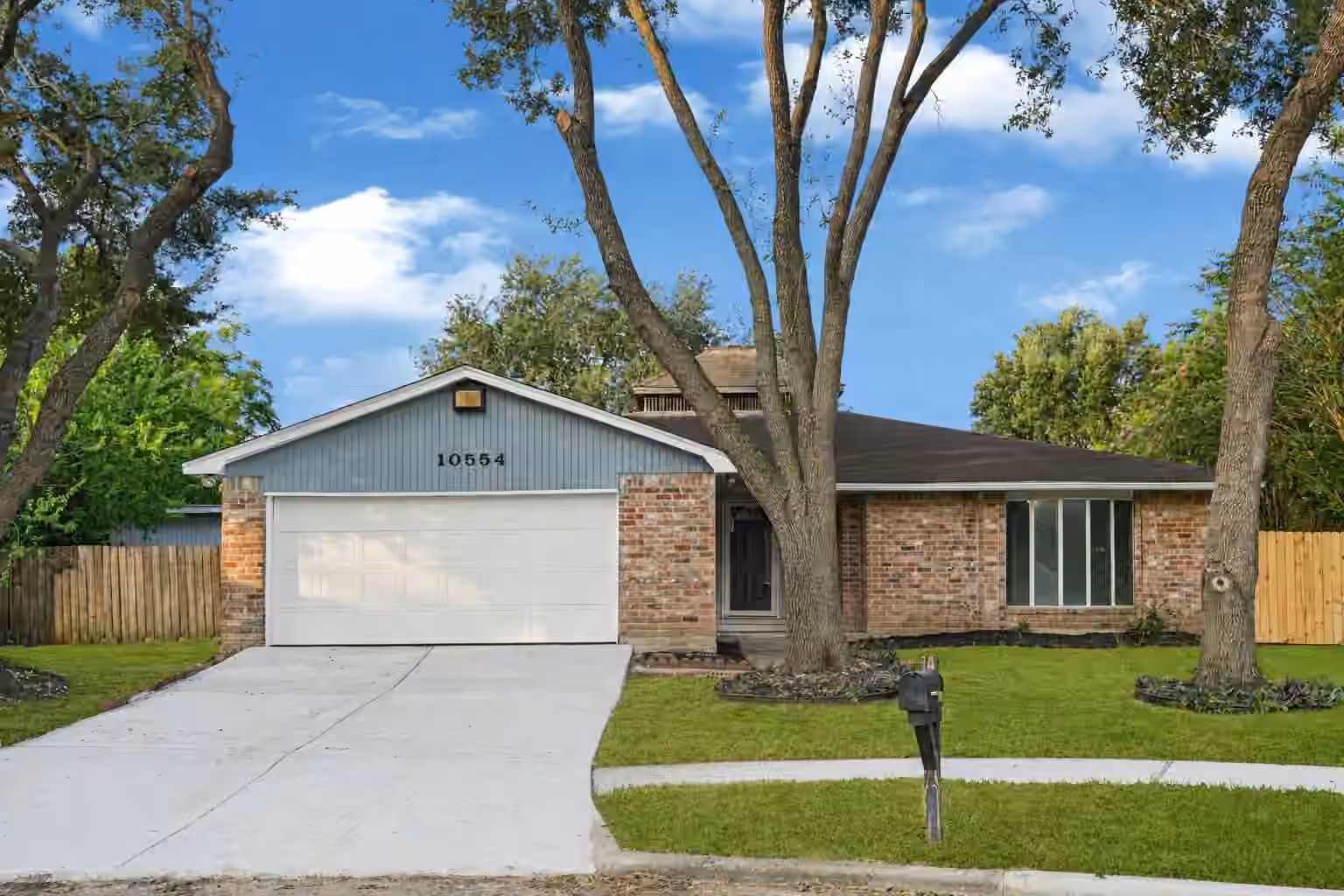 Photo of 10554 Quail Ridge Lane, Sugar Land, TX