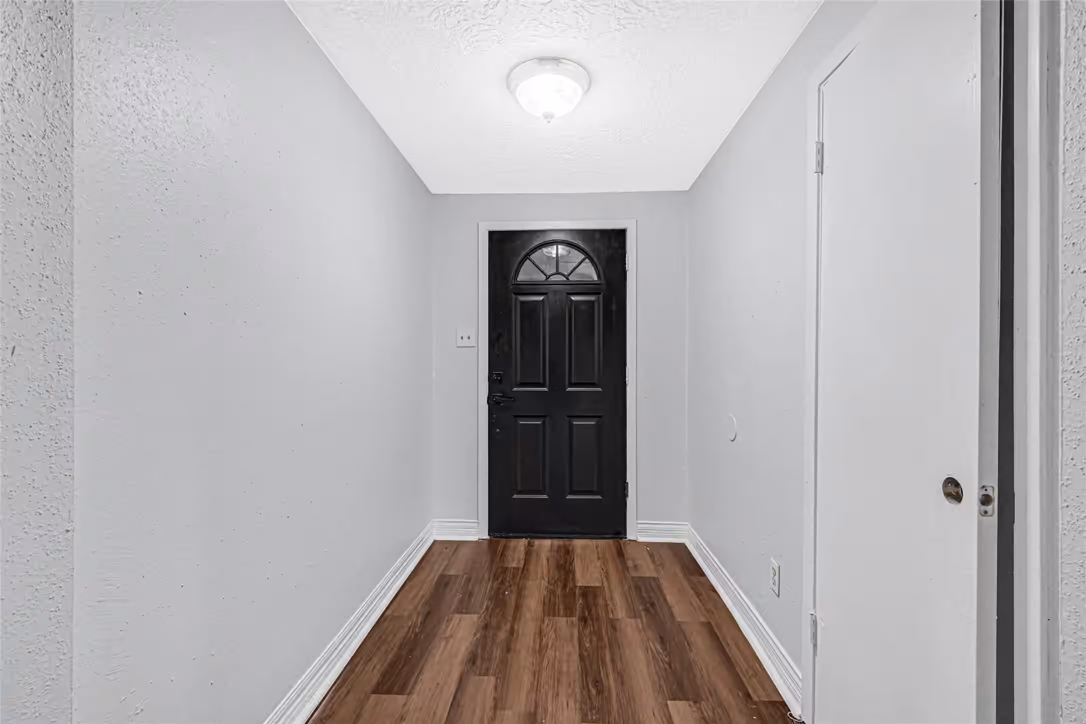 Photo 4 of 10554 Quail Ridge Lane, Sugar Land, TX