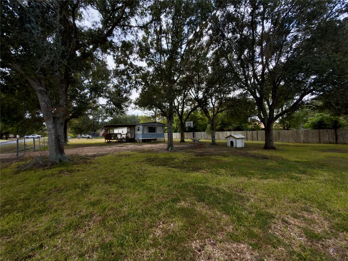 Photo of 128 Julius Street, El Campo, TX 77437