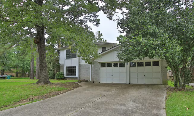 Photo of 1 Greeningdon Street, The Woodlands, TX 77381