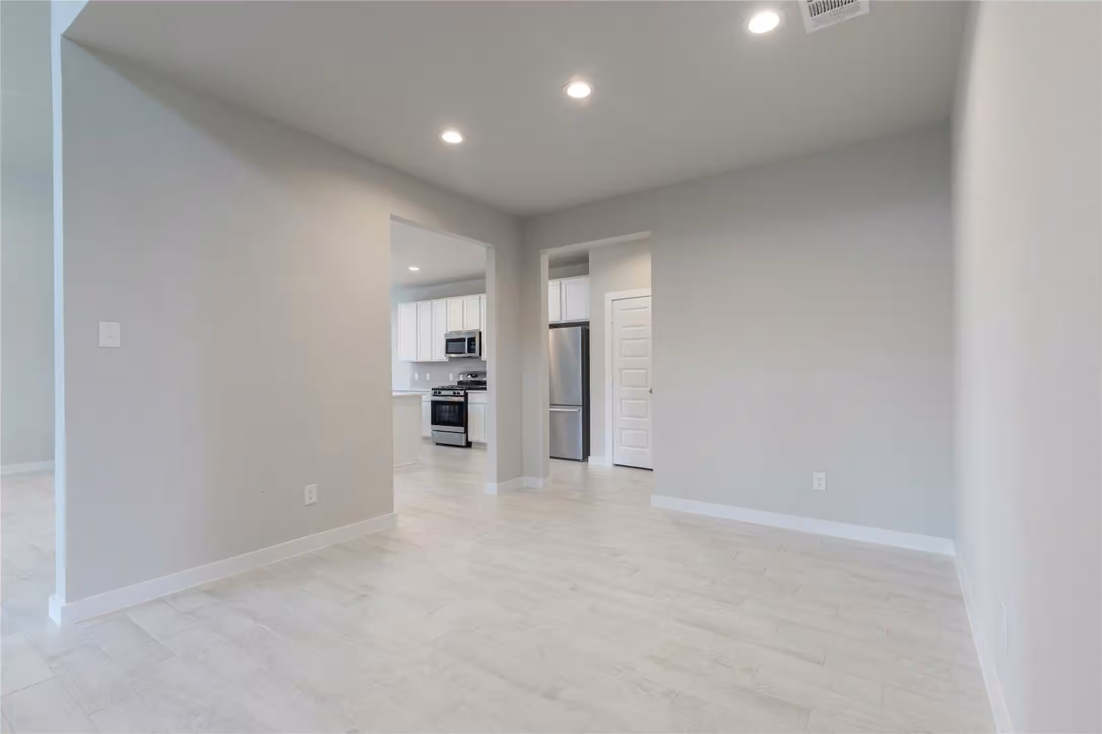 Photo 5 of 2826 Belle Tree Lane, Katy, TX